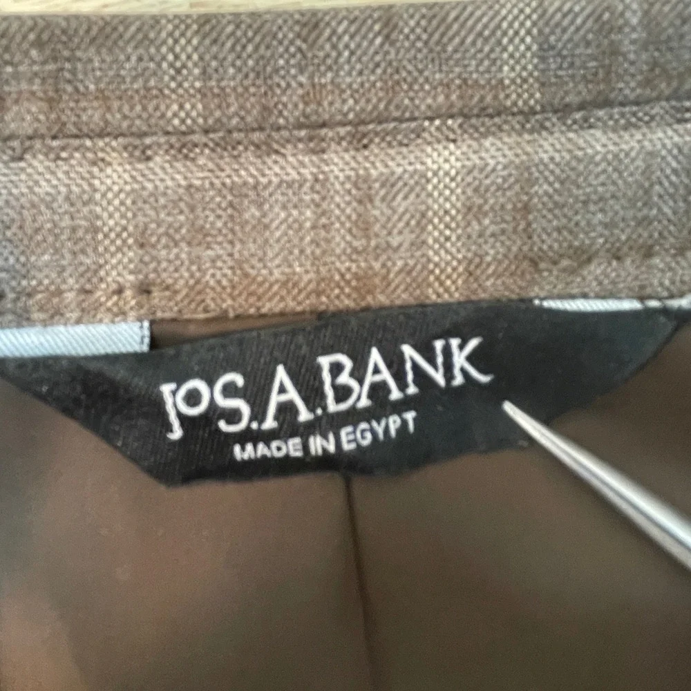 Jos A Bank Traveler Brown Plaid Wool Blazer‎ Sport Coat 42 Long Traditional Fit